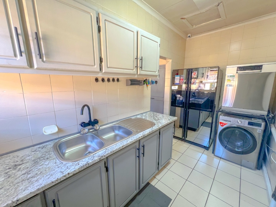 4 Bedroom Property for Sale in Vaalpark Free State